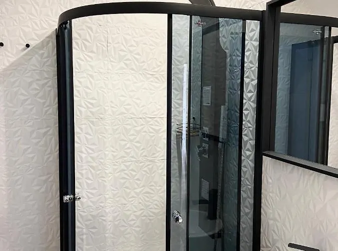 بيت ضيافة Goscinne Batial