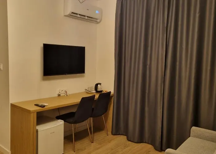 Goscinne Batial ياستارنيا